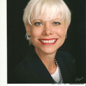 Meet your Posher, Suzanne